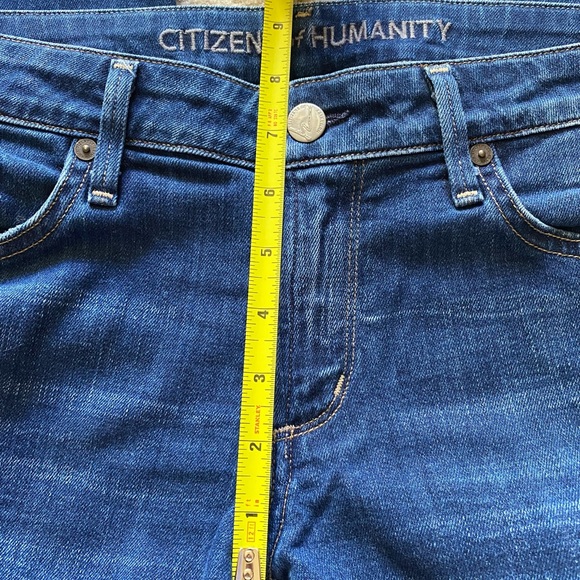 Citizen of Humanity Cropped Jeans. - Picture 7 of 9